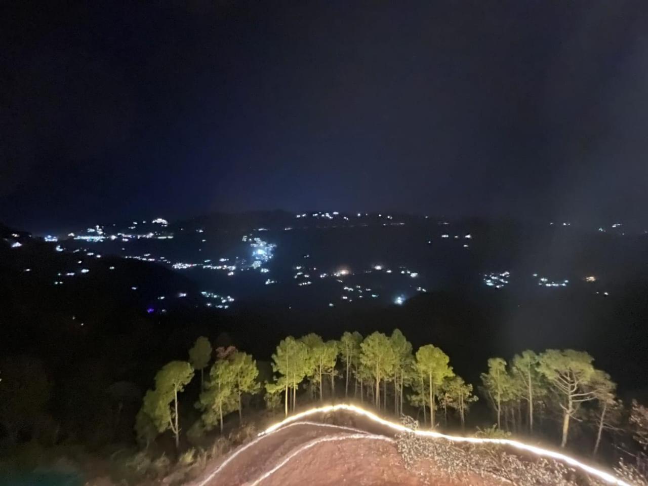 Hotel Tribe View - Away From City Hustle !! Top Rated & Most Awarded Property !! A Peaceful Stay Kasauli Exteriör bild